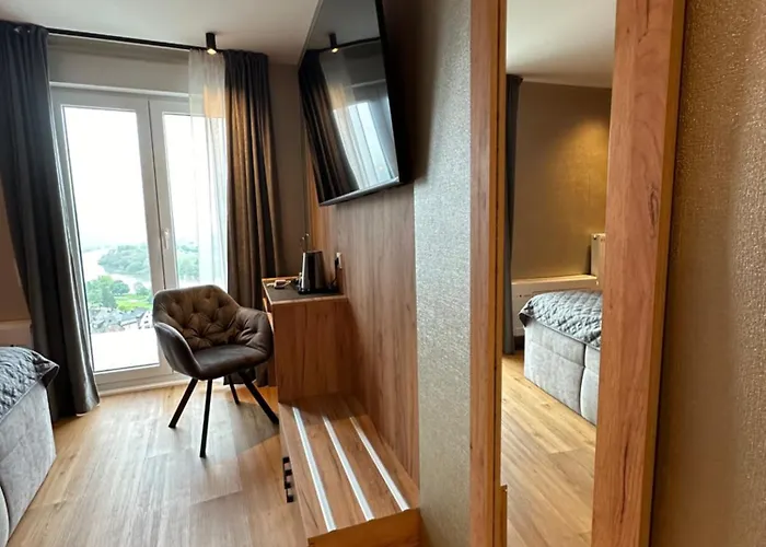 Restaurant Wuerzig In בית הארחה 3*